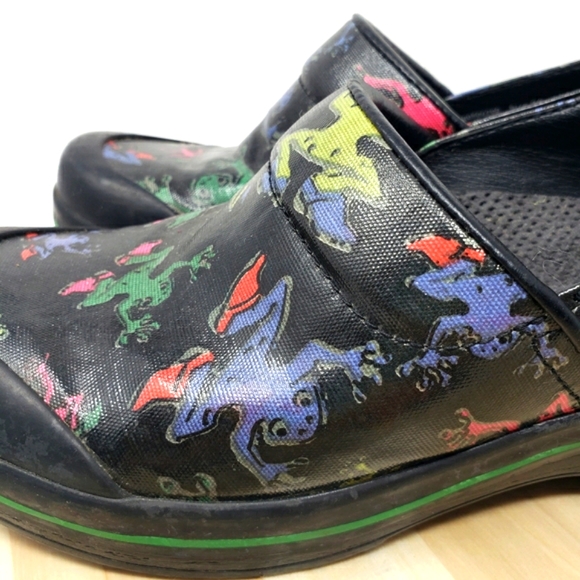 Dansko Vegan Black Frog Volley Shoes Clogs Comfort Colorful Nursing EU38 US7.5-8 - Picture 8 of 14